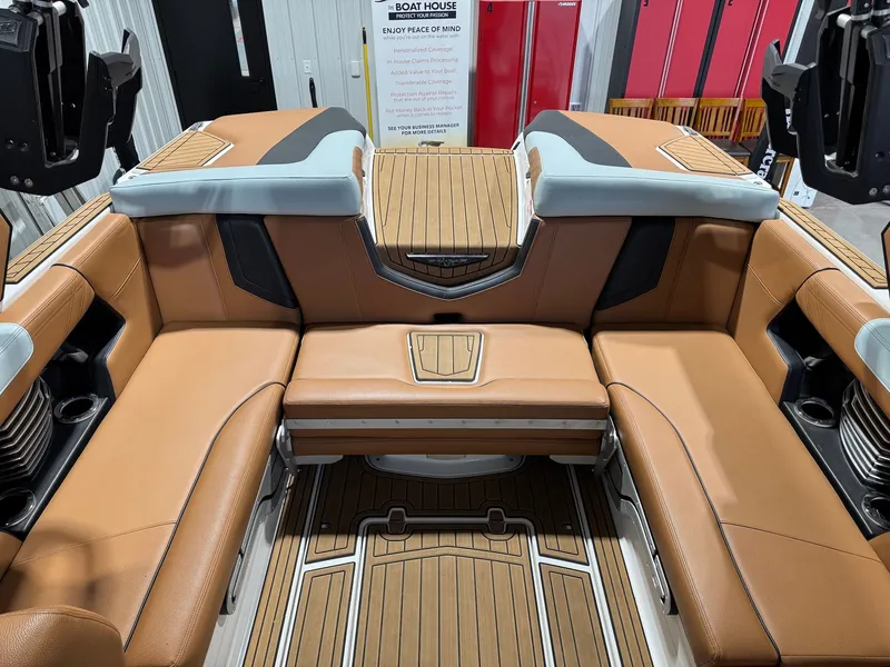 Slide: The Image of Nautique G23 2019 - 9