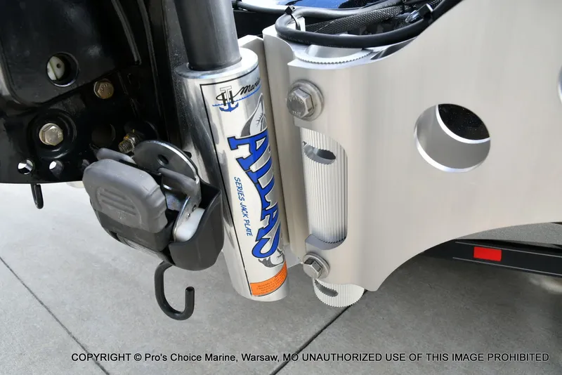 Slide: The Image of 2023 Ranger Z520R boat jack plate detail with AllPro branding, showcasing marine hardware. - 27