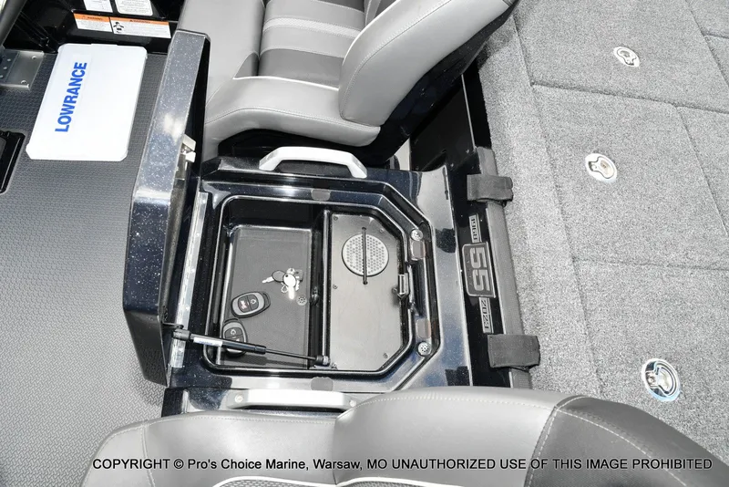 Slide: The Image of Ranger Z520R 2023 - 58