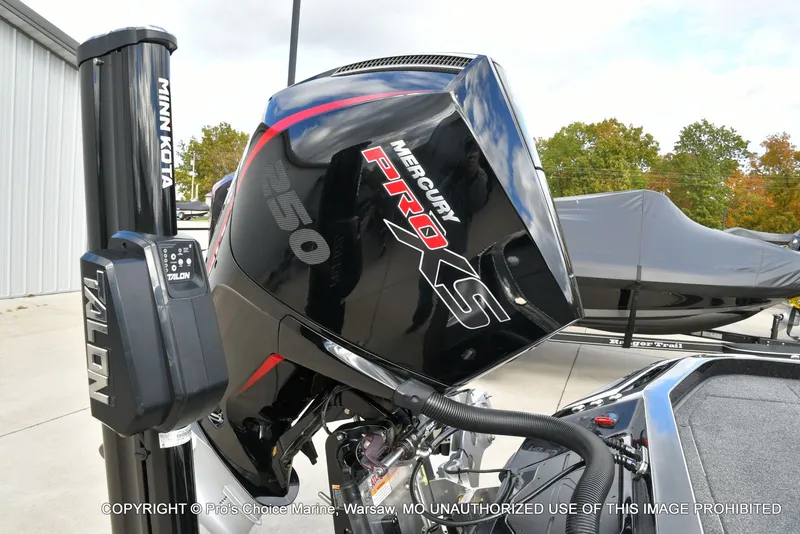 Slide: The Image of Ranger Z520R 2023 - 79