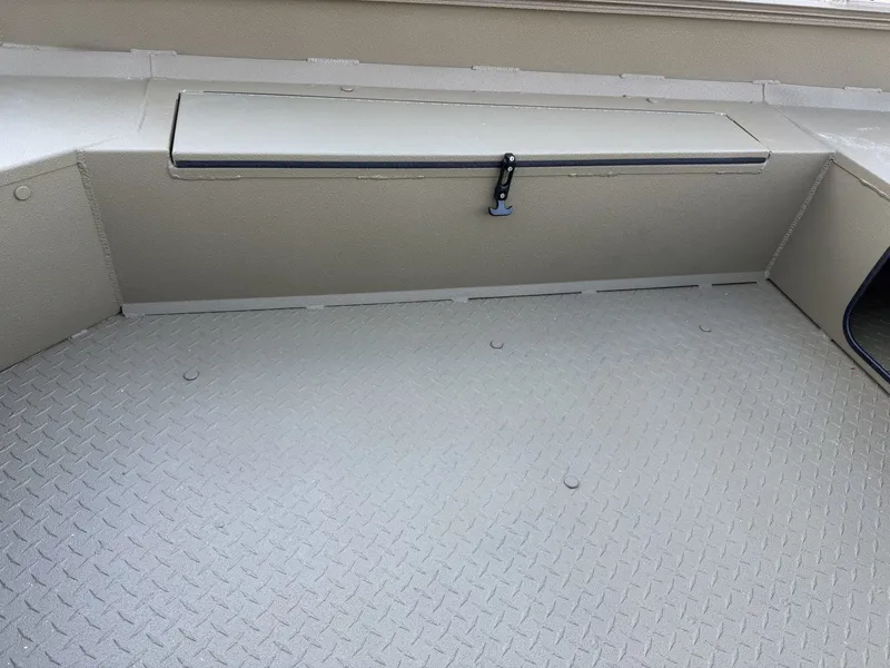 Slide: The Image of Edge Duck Boats Standard Series 553DB 2026 - 4