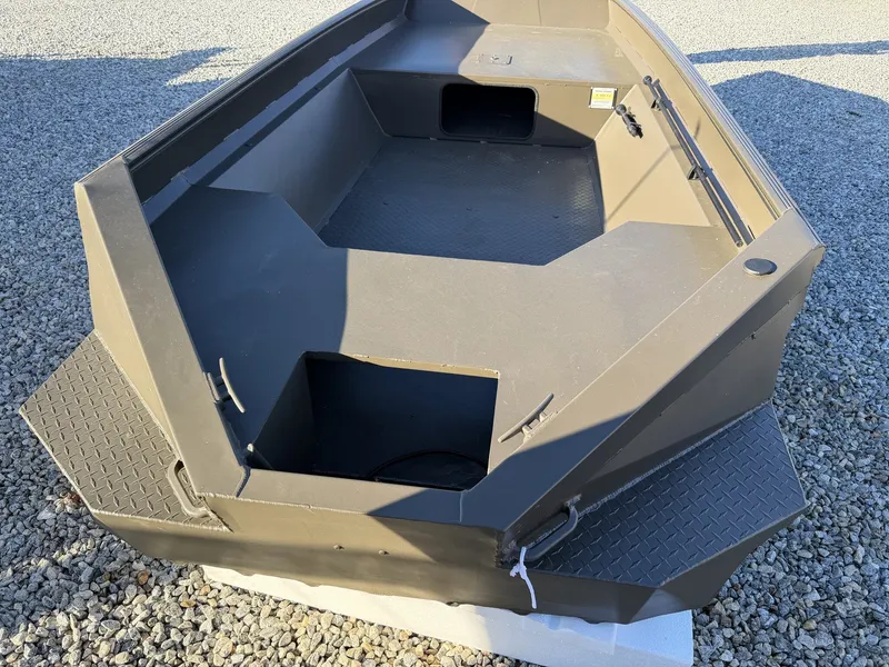 Slide: The Image of Edge Duck Boats Sportsman Series 656DB MID DECK 2026 - 3