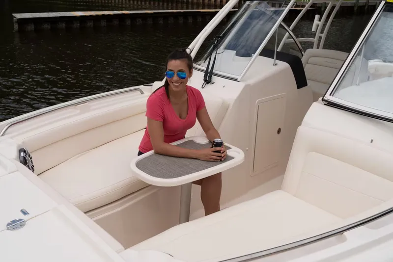 Slide: The Image of Grady-White Freedom 285 2026 - 7