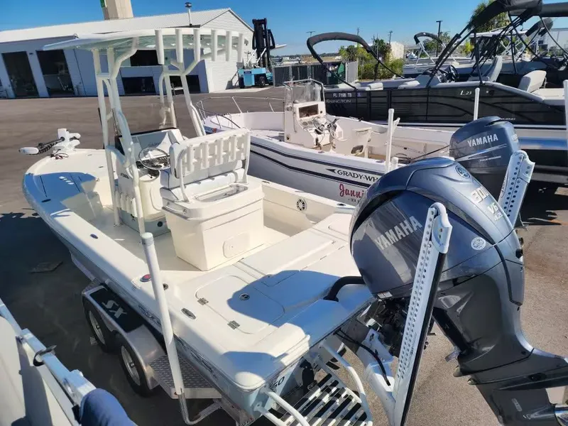 Slide: The Image of Skeeter SX241 2024 - 5