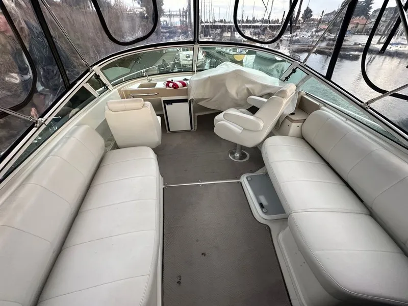Slide: The Image of Carver Yachts 36 Mariner 2005 - 26