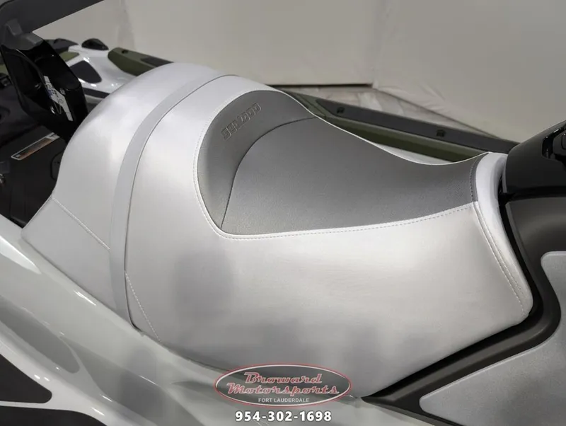 Slide: The Image of Sea-Doo FishPro Apex 300 2025 - 17