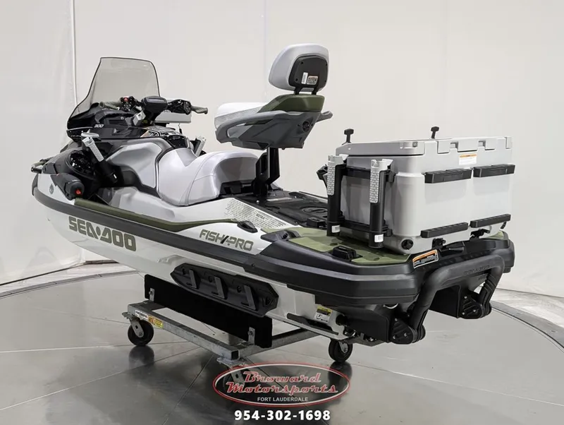 Slide: The Image of Sea-Doo FishPro Apex 300 2025 - 5