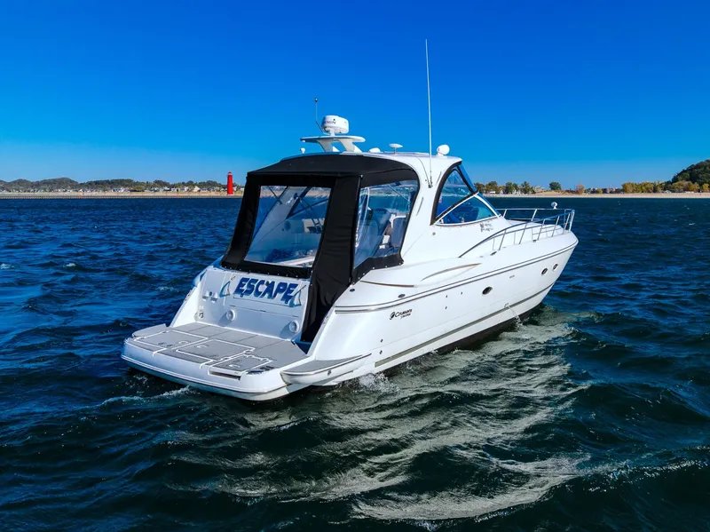 Slide: The Image of Cruisers Yachts 440 Express 2005 - 2