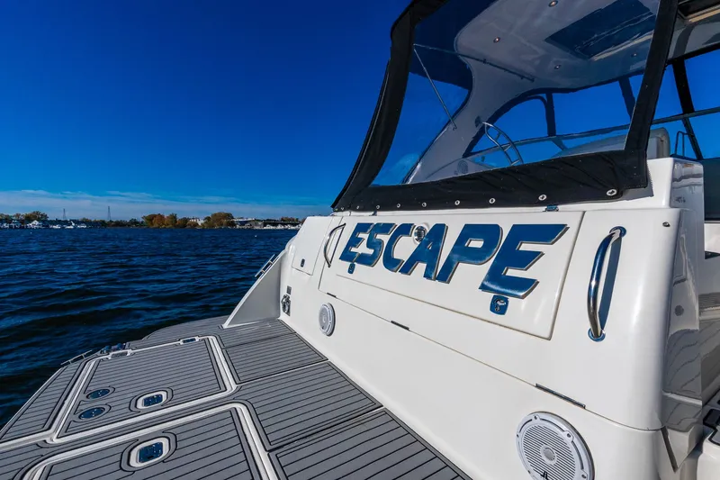 Slide: The Image of Cruisers Yachts 440 Express 2005 - 29