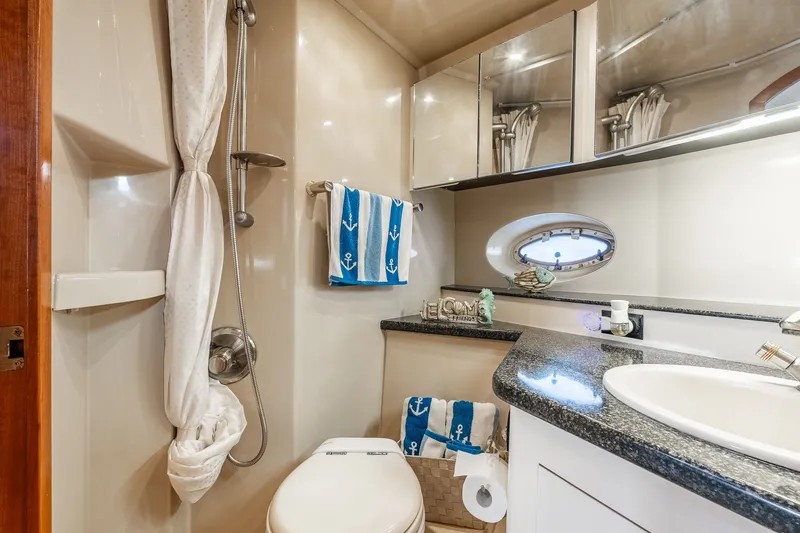 Slide: The Image of Cruisers Yachts 440 Express 2005 - 44