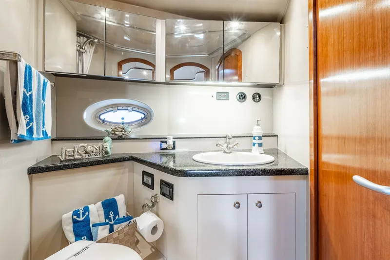 Slide: The Image of Cruisers Yachts 440 Express 2005 - 45