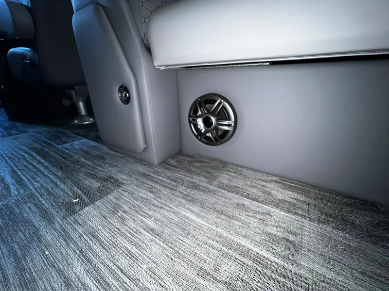 Slide: The Image of Interior of 2023 Qwest RLS 822 with speaker and modern flooring. - 13