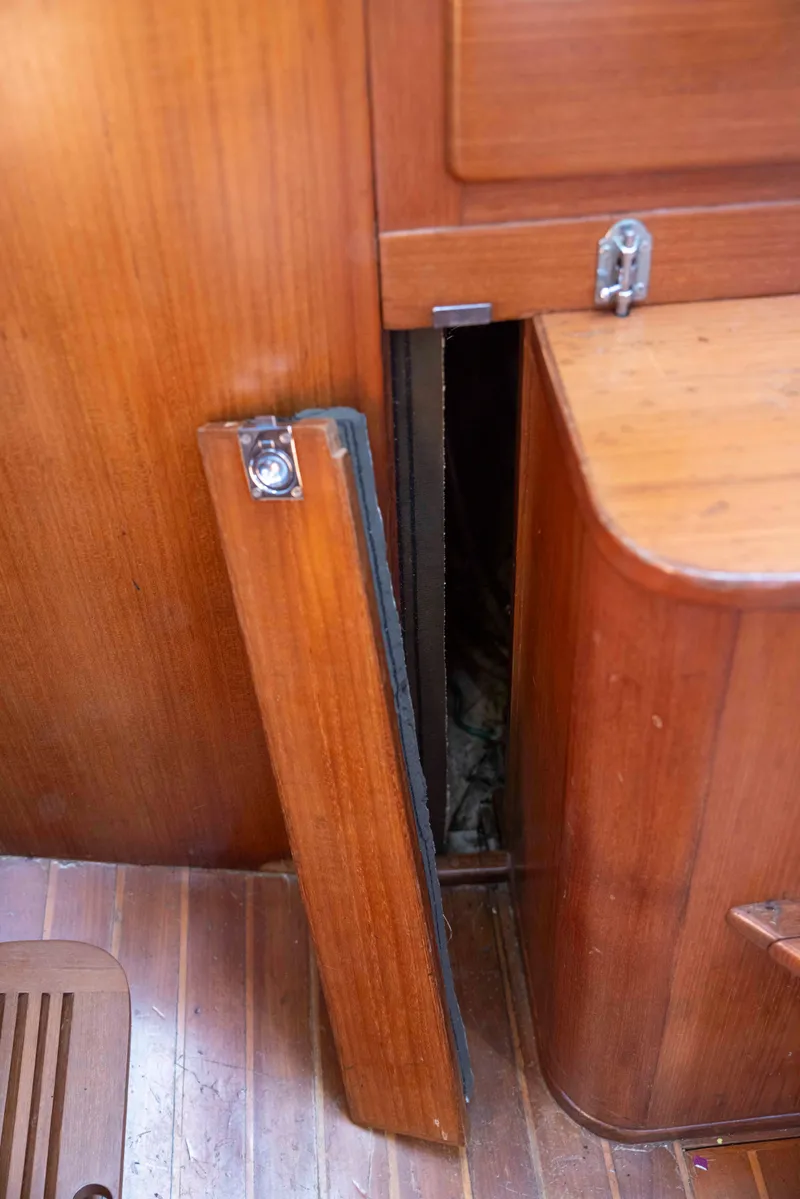 Slide: The Image of Mason 33 1987 - 110