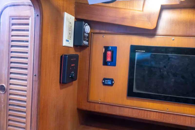 Slide: The Image of Mason 33 1987 - 114