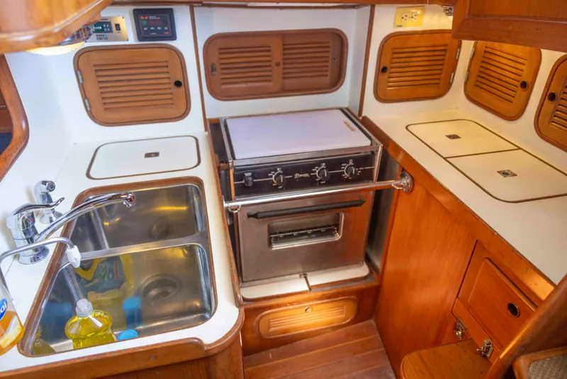 Slide: The Image of Mason 33 1987 - 49