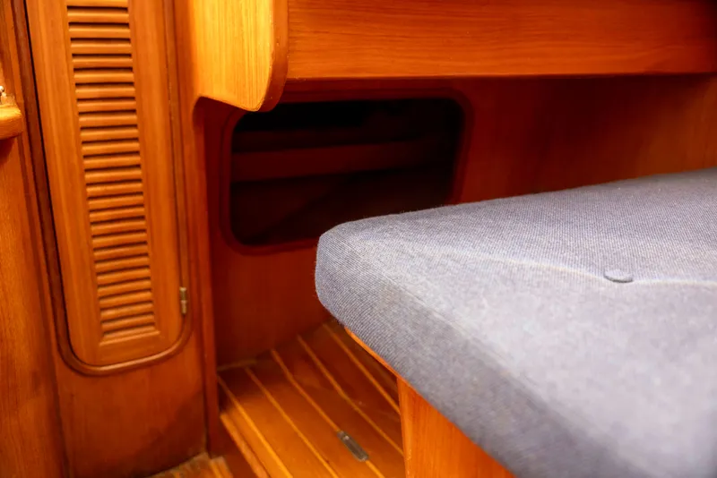 Slide: The Image of Mason 33 1987 - 72