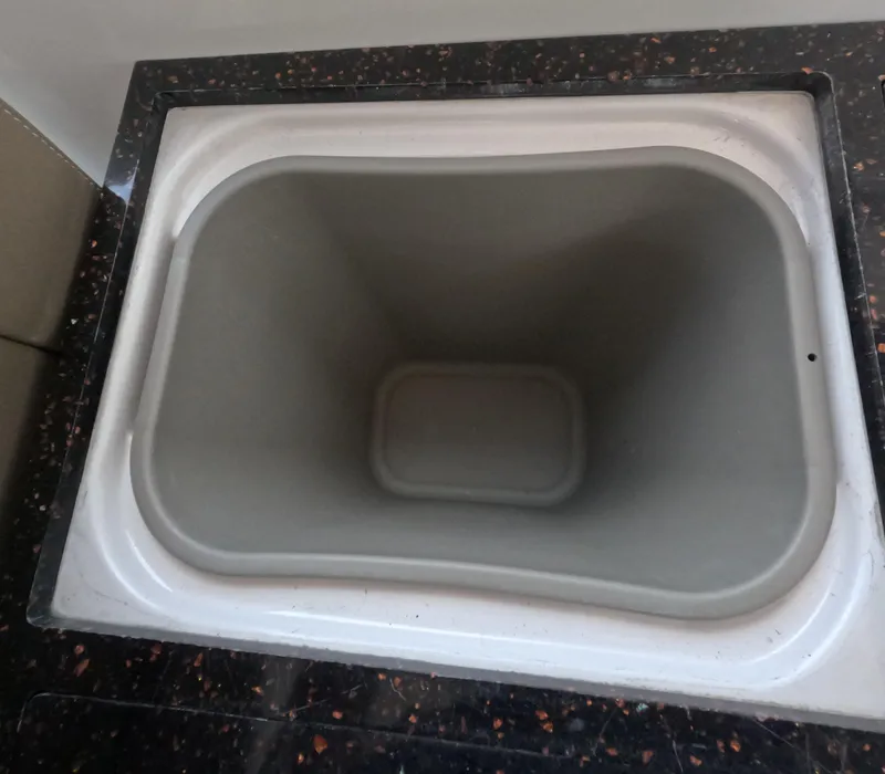 Slide: The Image of Built-in cooler on 2015 Regal 35 Sport Coupe boat. - 46