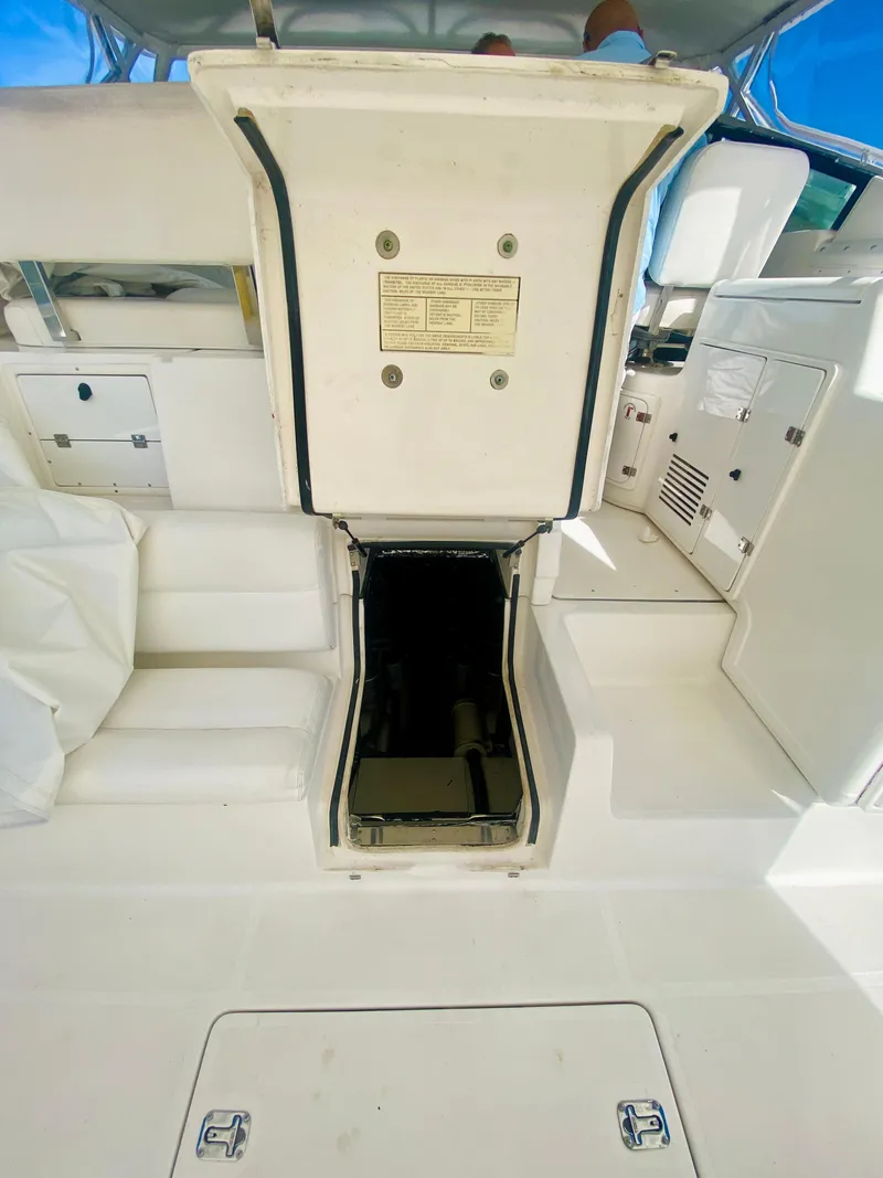 Slide: The Image of Tiara 43 Open 1999 - 60