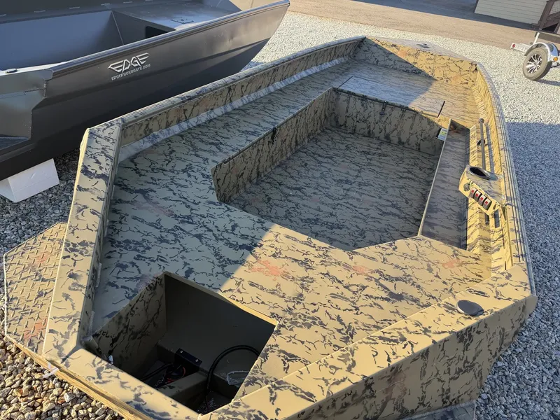 Slide: The Image of Edge Duck Boats Standard Series 756TST 2026 - 9