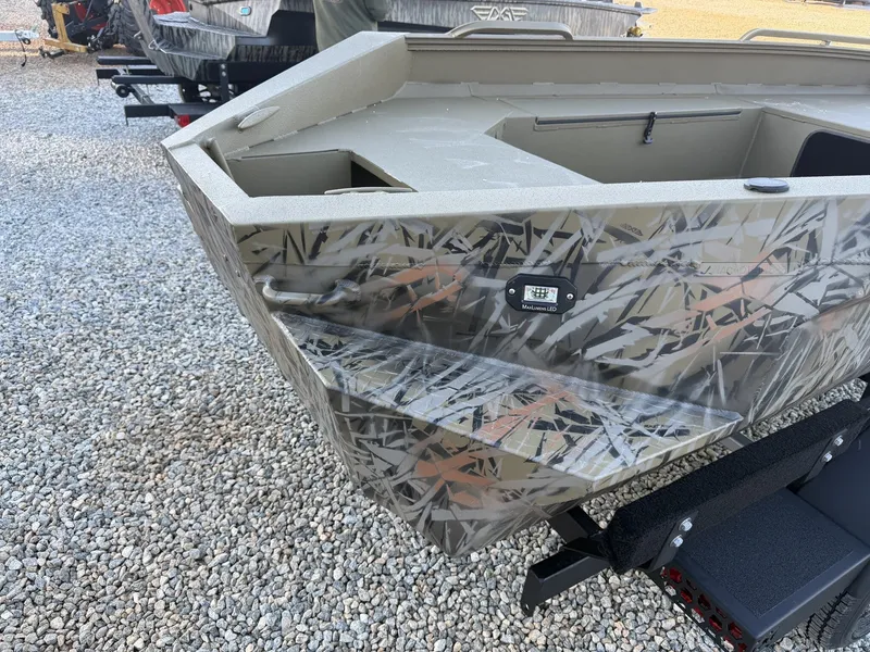 Slide: The Image of Edge Duck Boats Standard Series 553DB 2026 - 7