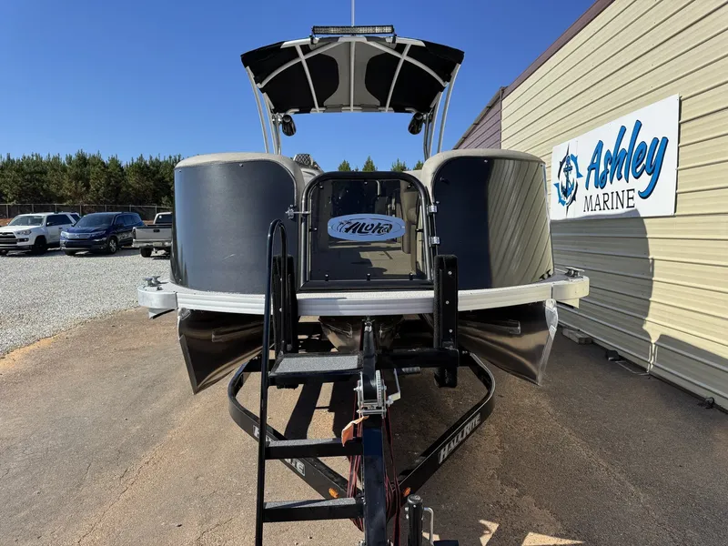 Slide: The Image of Aloha PARADISE 230 ARCH SPORT TOWER-200HP 2026 - 2