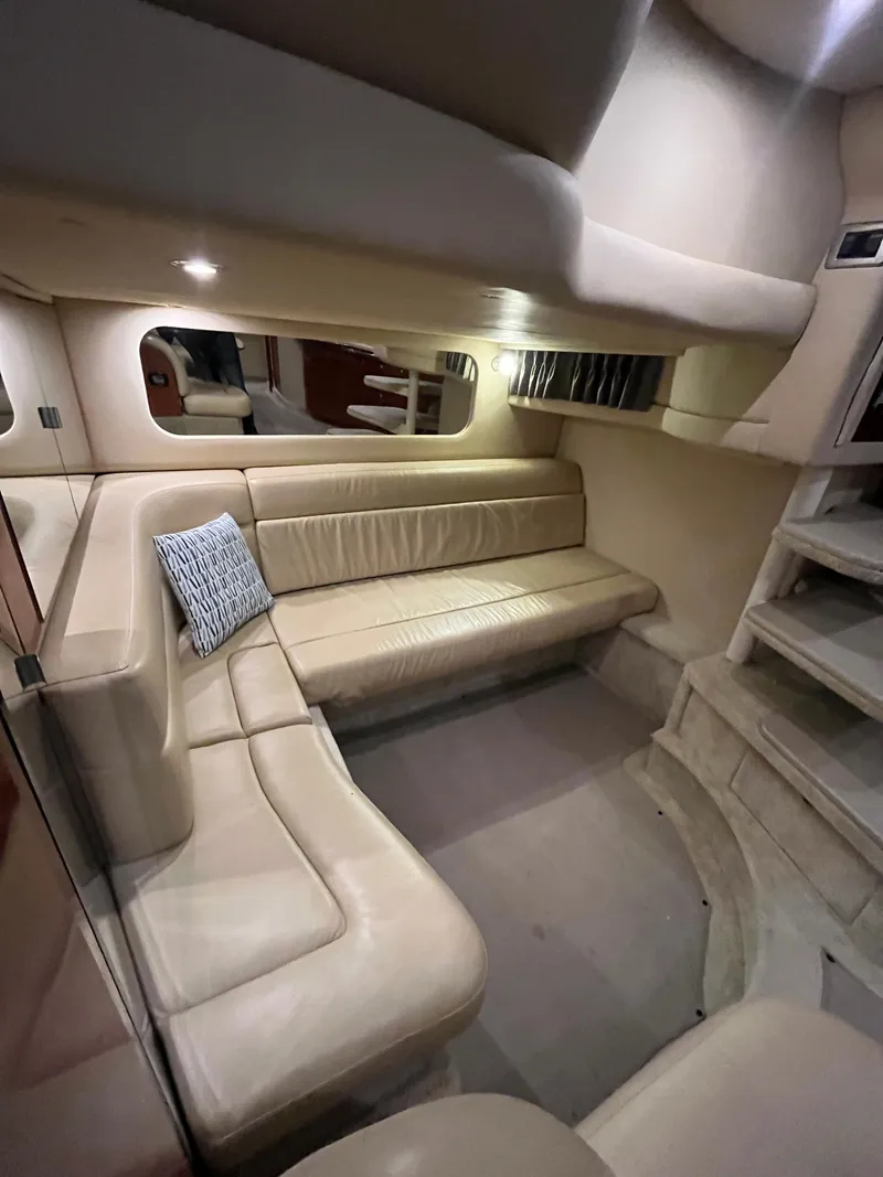 Slide: The Image of Sea Ray 380 Sundancer 2003 - 11