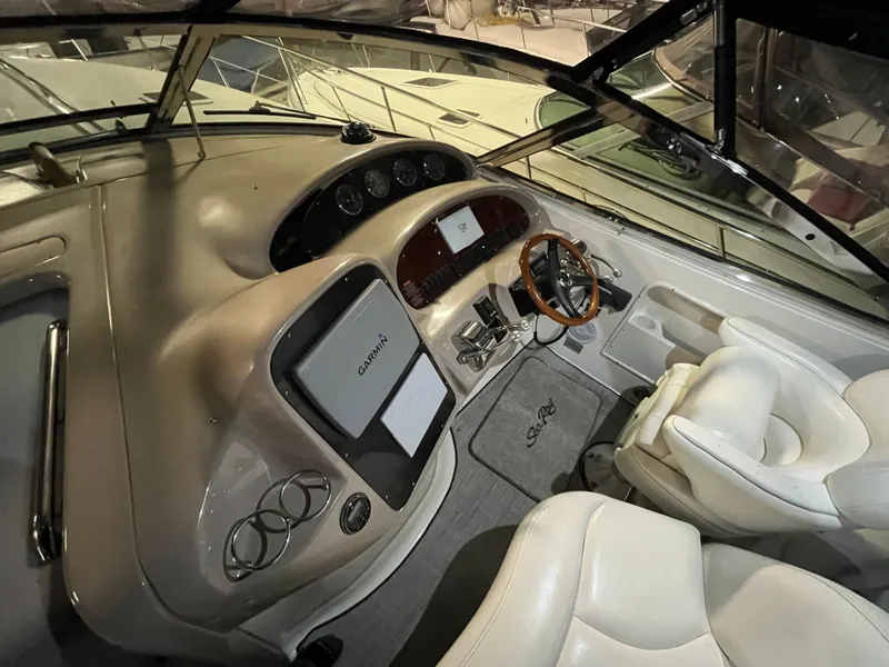 Slide: The Image of Sea Ray 380 Sundancer 2003 - 15