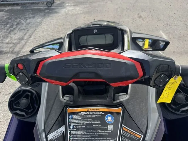 Slide: The Image of Sea-Doo RXT 2021 - 10