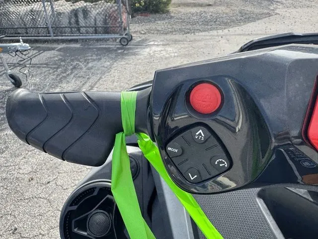 Slide: The Image of Sea-Doo RXT 2021 - 12