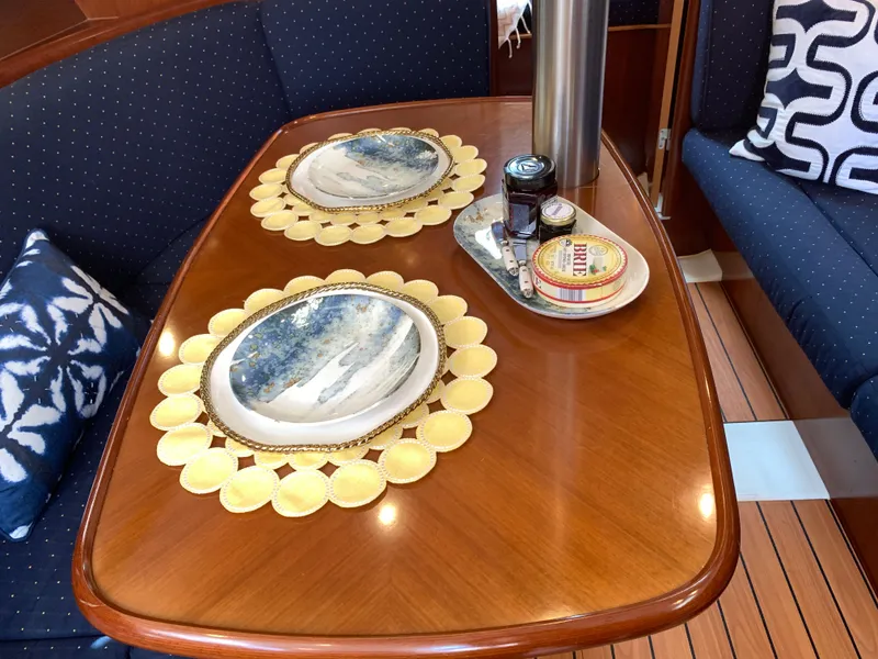 Slide: The Image of Beneteau 373 2005 - 22