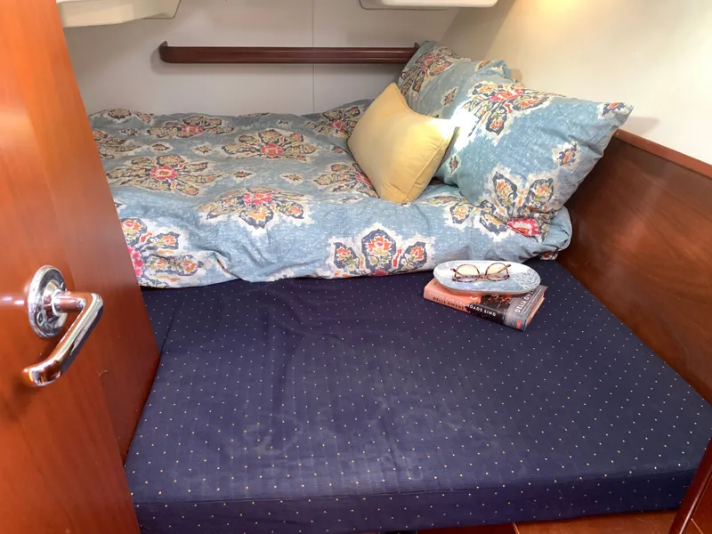 Slide: The Image of Beneteau 373 2005 - 47