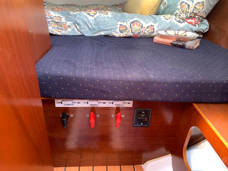 Slide: The Image of Beneteau 373 2005 - 49