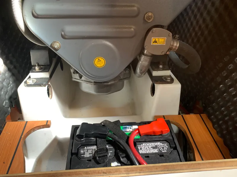 Slide: The Image of Beneteau 373 2005 - 57