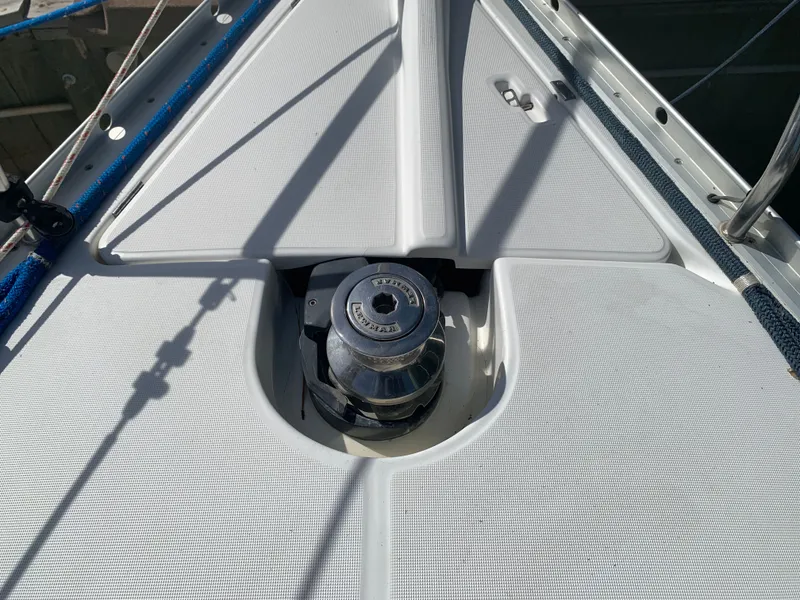 Slide: The Image of Beneteau 373 2005 - 69