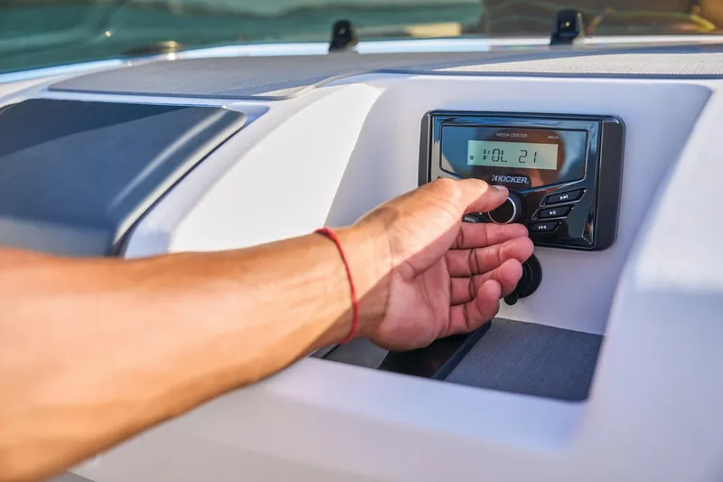 Slide: The Image of 2026 Tahoe T21 - 75