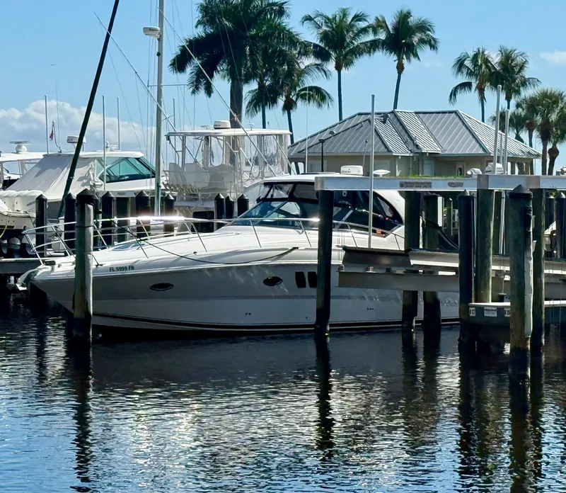 Slide: The Image of Sea Ray 38 Sundancer 2008 - 1