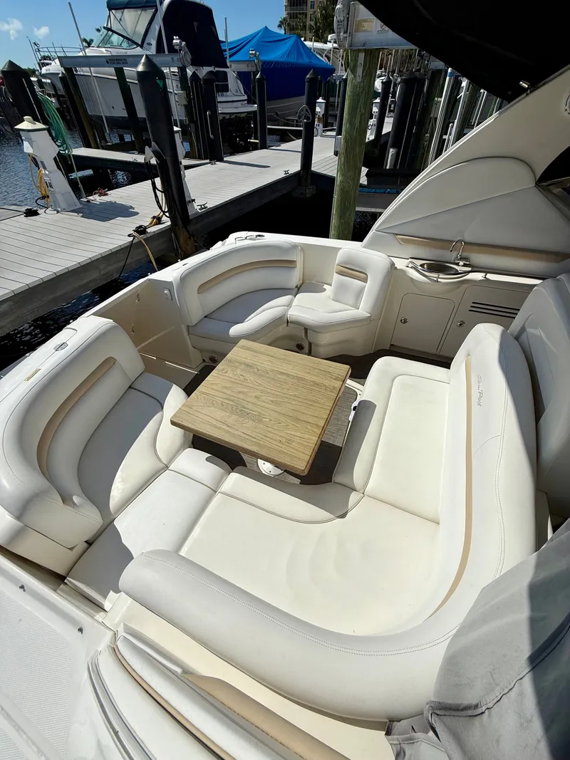 Slide: The Image of Sea Ray 38 Sundancer 2008 - 16