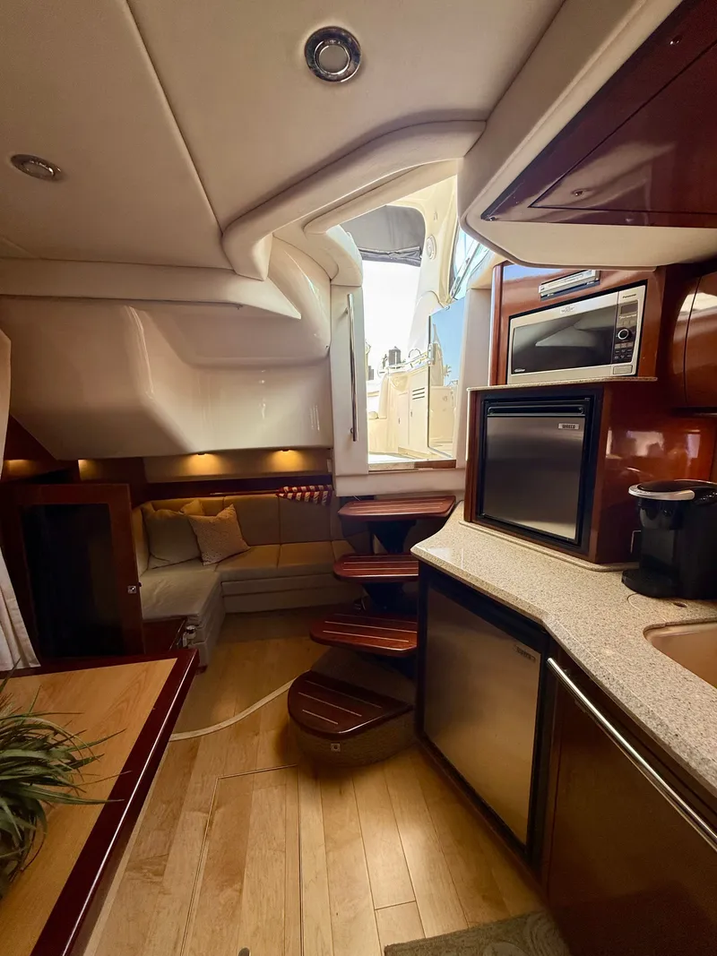 Slide: The Image of Sea Ray 38 Sundancer 2008 - 26