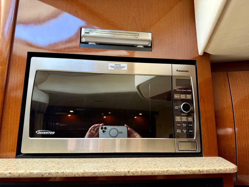 Slide: The Image of Sea Ray 38 Sundancer 2008 - 34