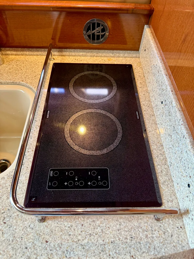 Slide: The Image of Sea Ray 38 Sundancer 2008 - 37