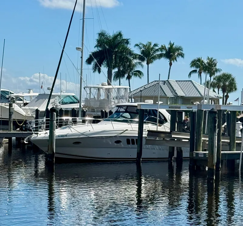 Slide: The Image of Sea Ray 38 Sundancer 2008 - 5