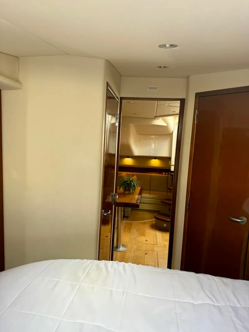 Slide: The Image of Sea Ray 38 Sundancer 2008 - 52