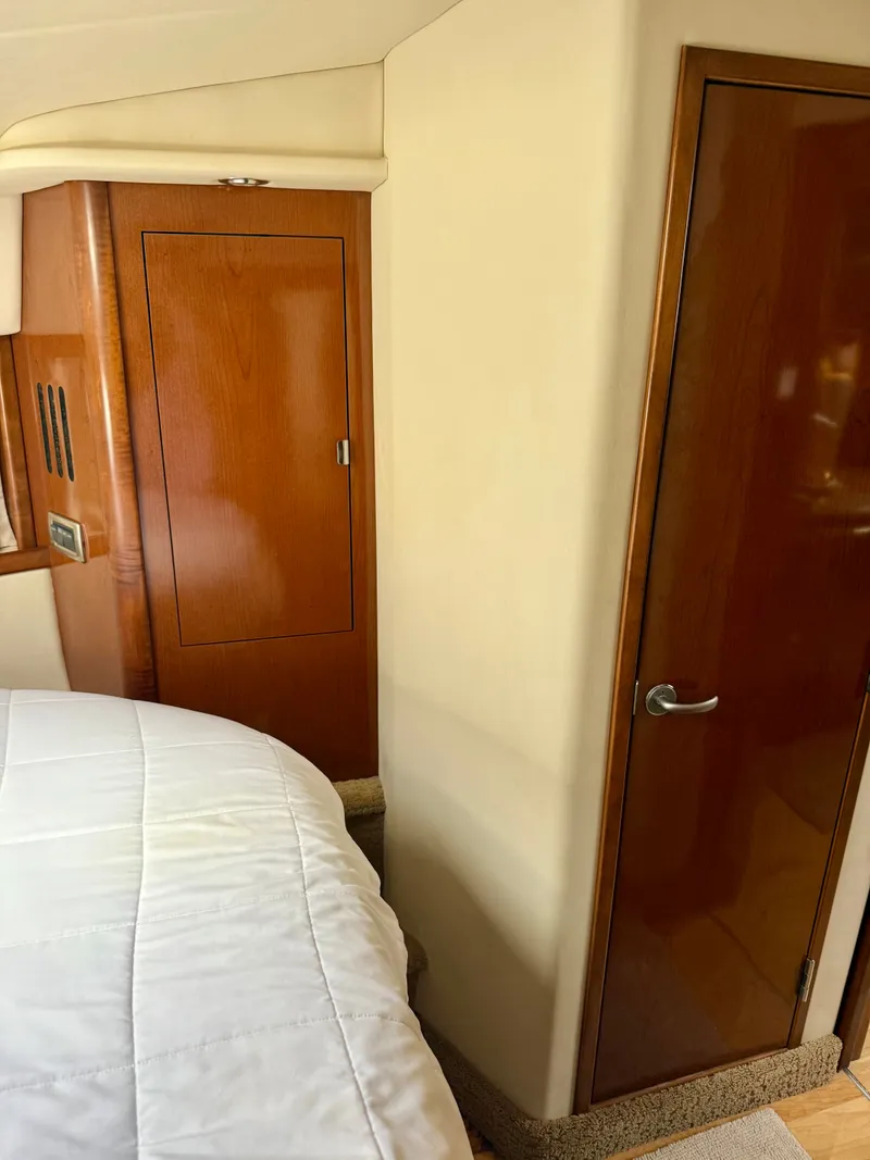 Slide: The Image of Sea Ray 38 Sundancer 2008 - 53