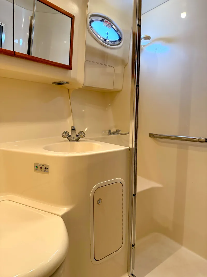 Slide: The Image of Sea Ray 400 Sedan Bridge 2003 - 20