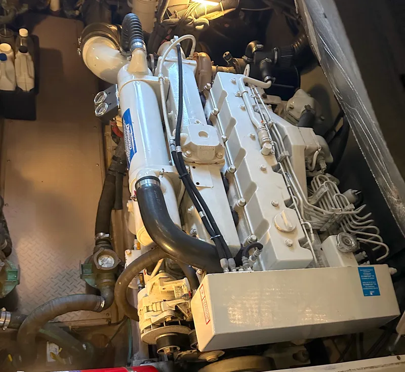 Slide: The Image of Sea Ray 400 Sedan Bridge 2003 - 22