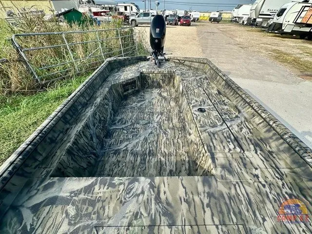 Slide: The Image of SeaArk 1752 Slayer X Pro 2026 - 19