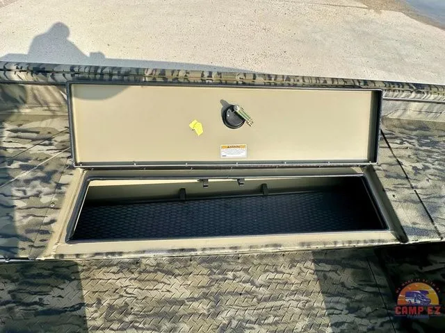 Slide: The Image of SeaArk 1752 Slayer X Pro 2026 - 26