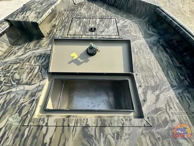 Slide: The Image of SeaArk 1752 Slayer X Pro 2026 - 28