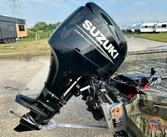 Slide: The Image of SeaArk 1752 Slayer X Pro 2026 - 5