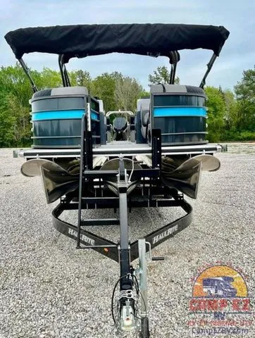 Slide: The Image of Massimo T-25 ULTRA LOUNGER 2024 - 3